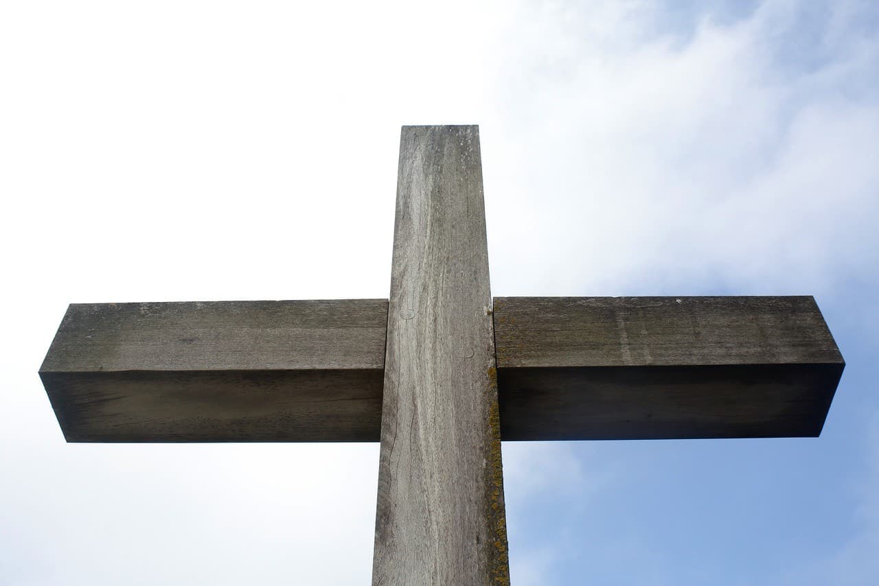 Large wooden cross against the sky for an article about evangelism